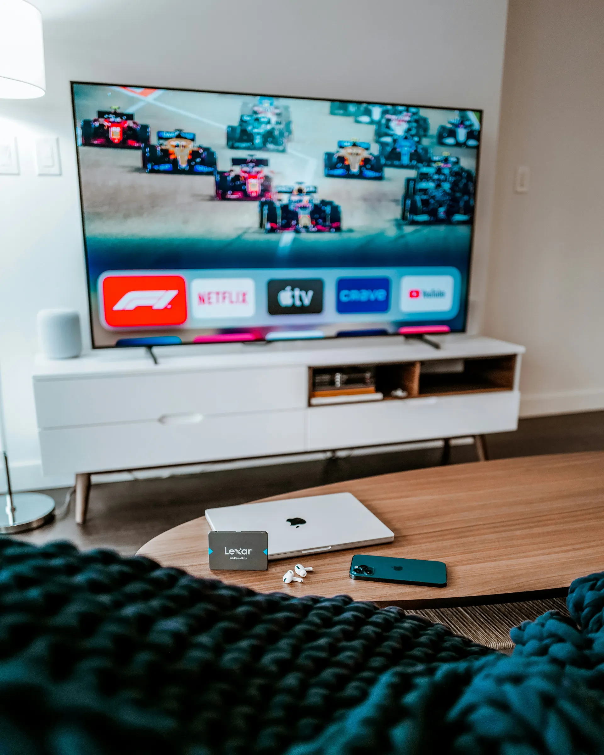 Smart TV als IPTV Box Schweiz — Samsung LG direkt kompatibel